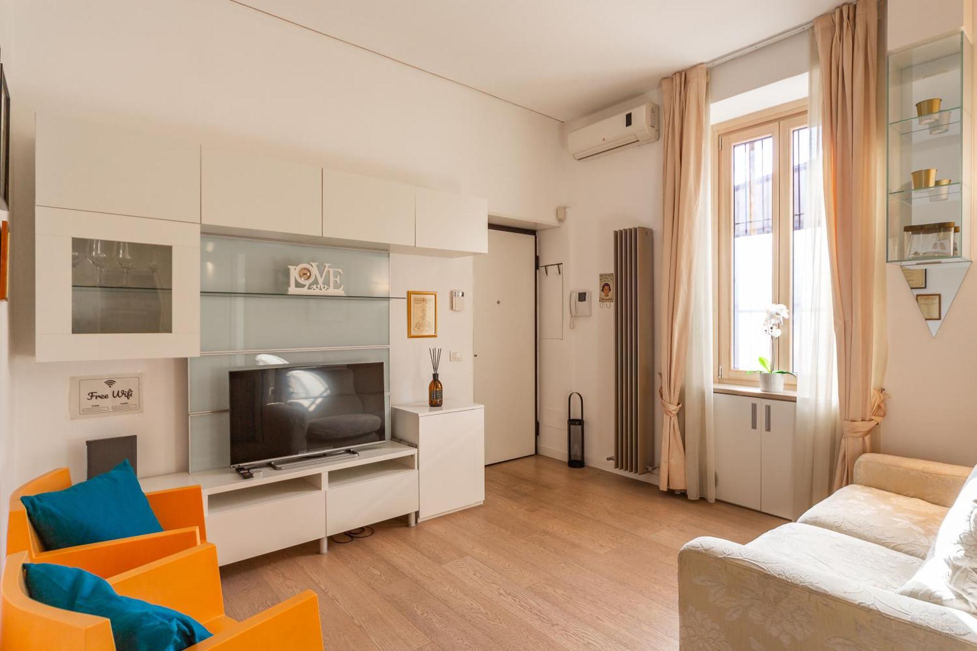 Ferienhaus Milano-trilocale Centrale Con Vasca Idromassaggio Mailand