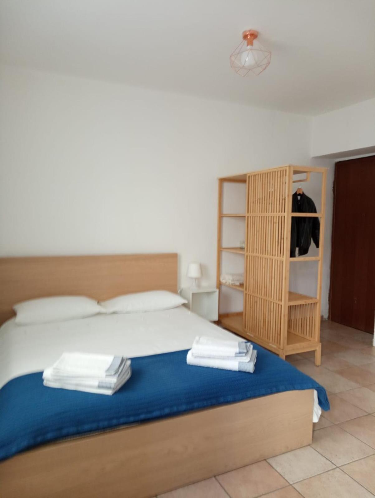 Casa Di Corte A Apartamento *