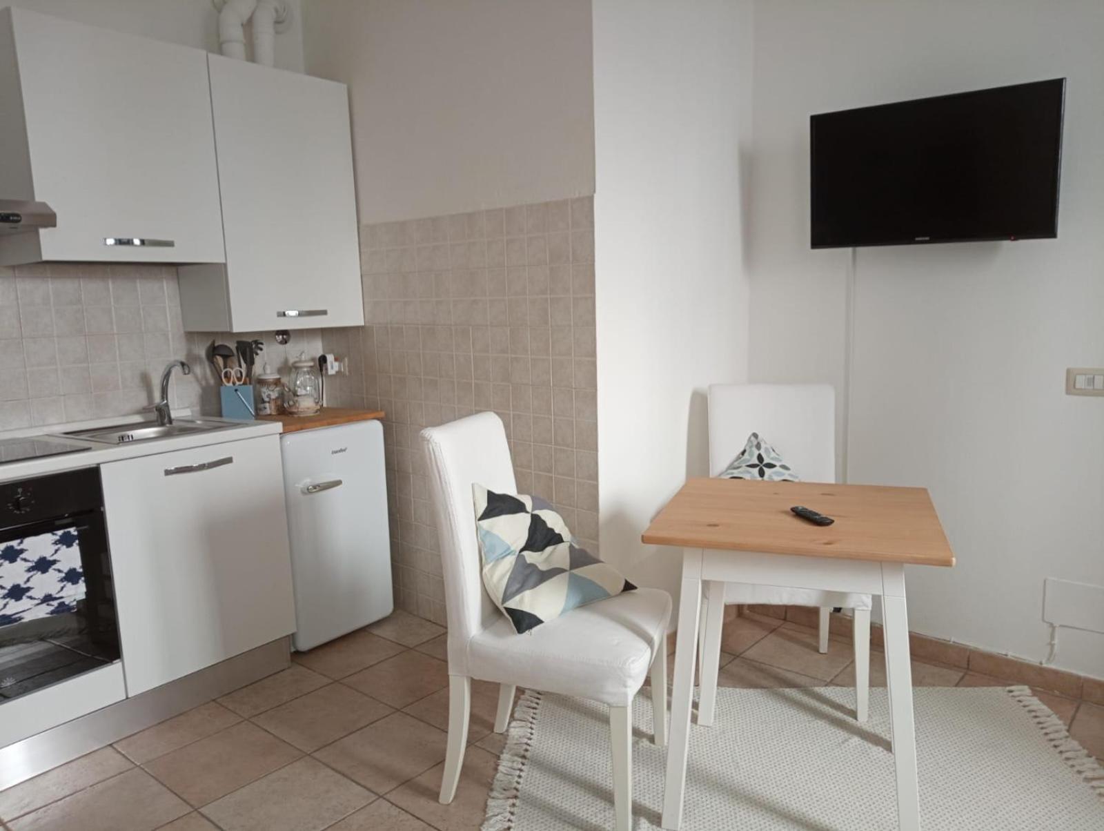 Apartamento Casa Di Corte A Milão