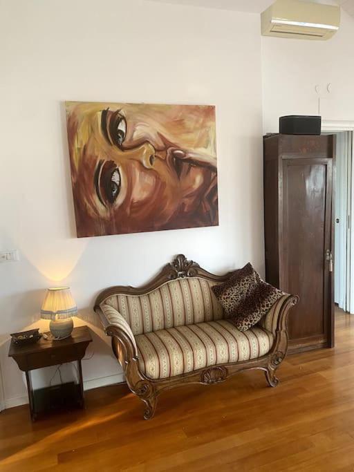 Penthouse In The Sky With 30 Sqm Terrace Station * Mailand