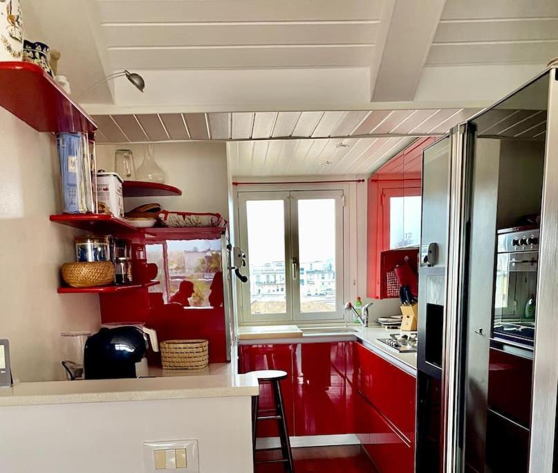 Apartment Penthouse In The Sky With 30 Sqm Terrace Station Mailand