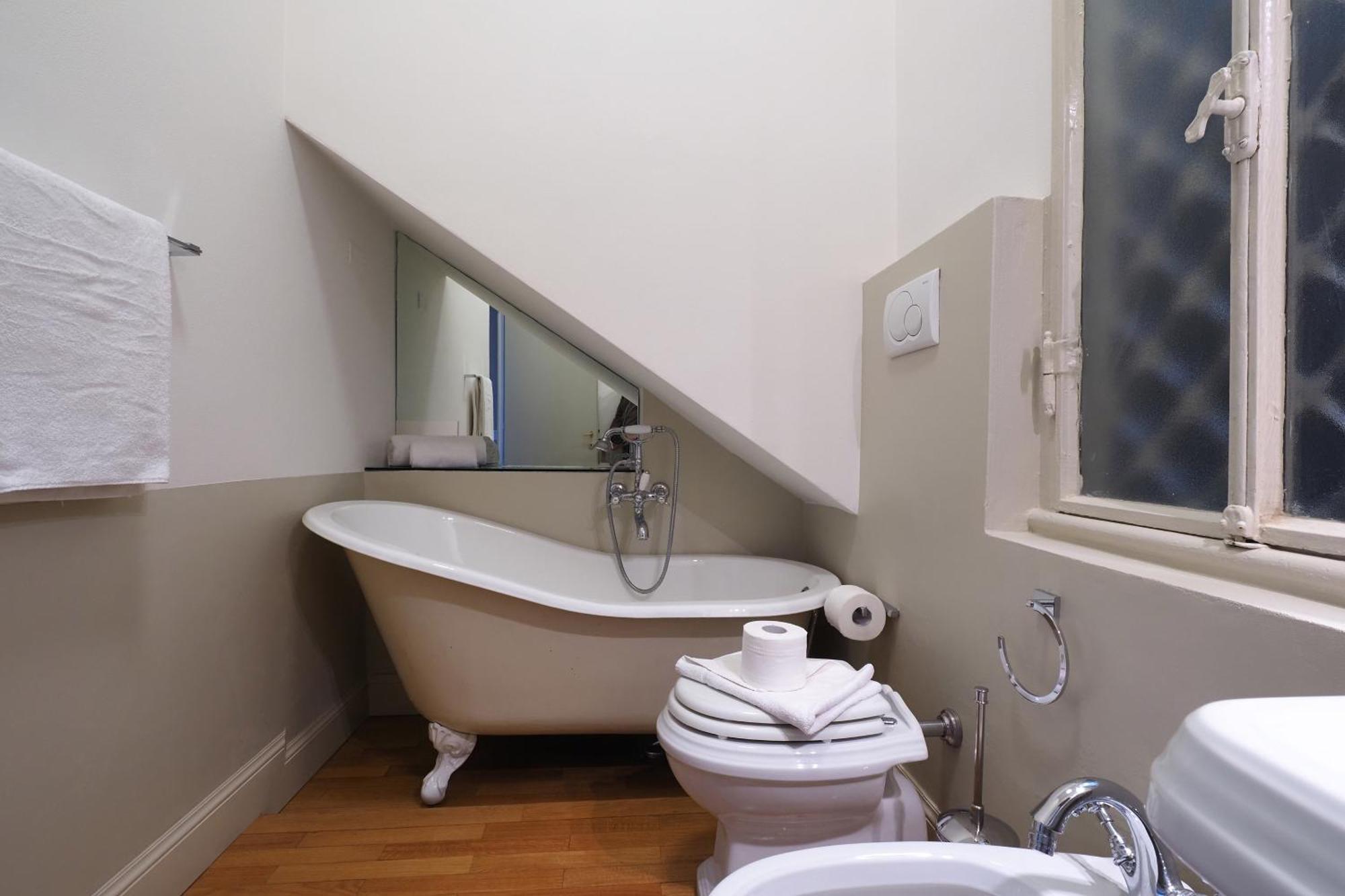 Contempora Serviced - Quadrilocale Pta Vercellina *