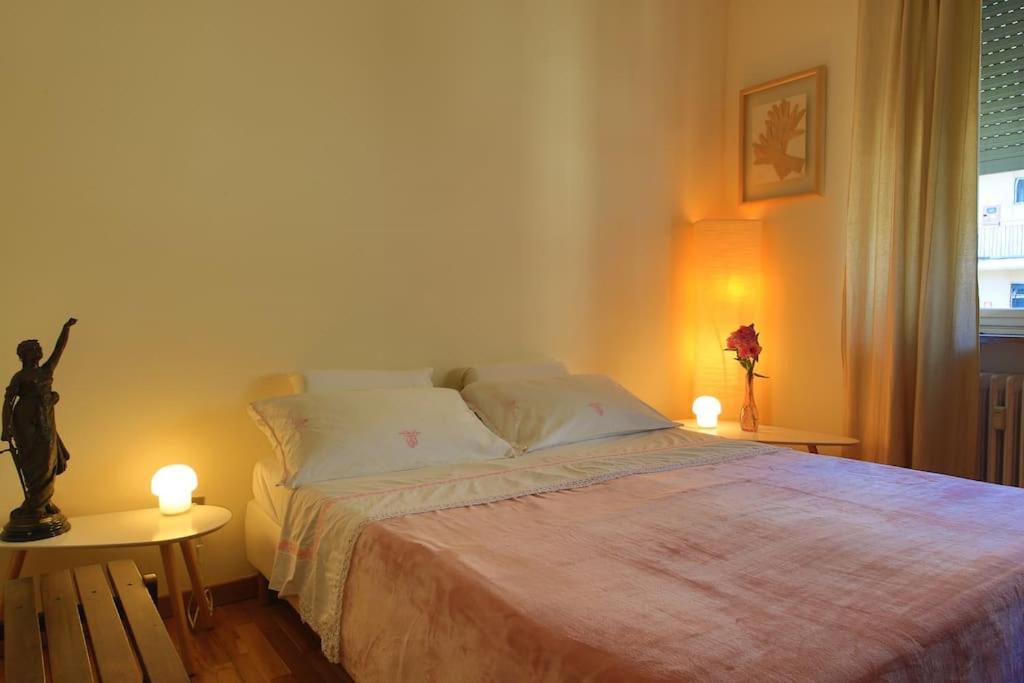 Apartment Romantico Attico Con Terrazzo In Centro Mailand