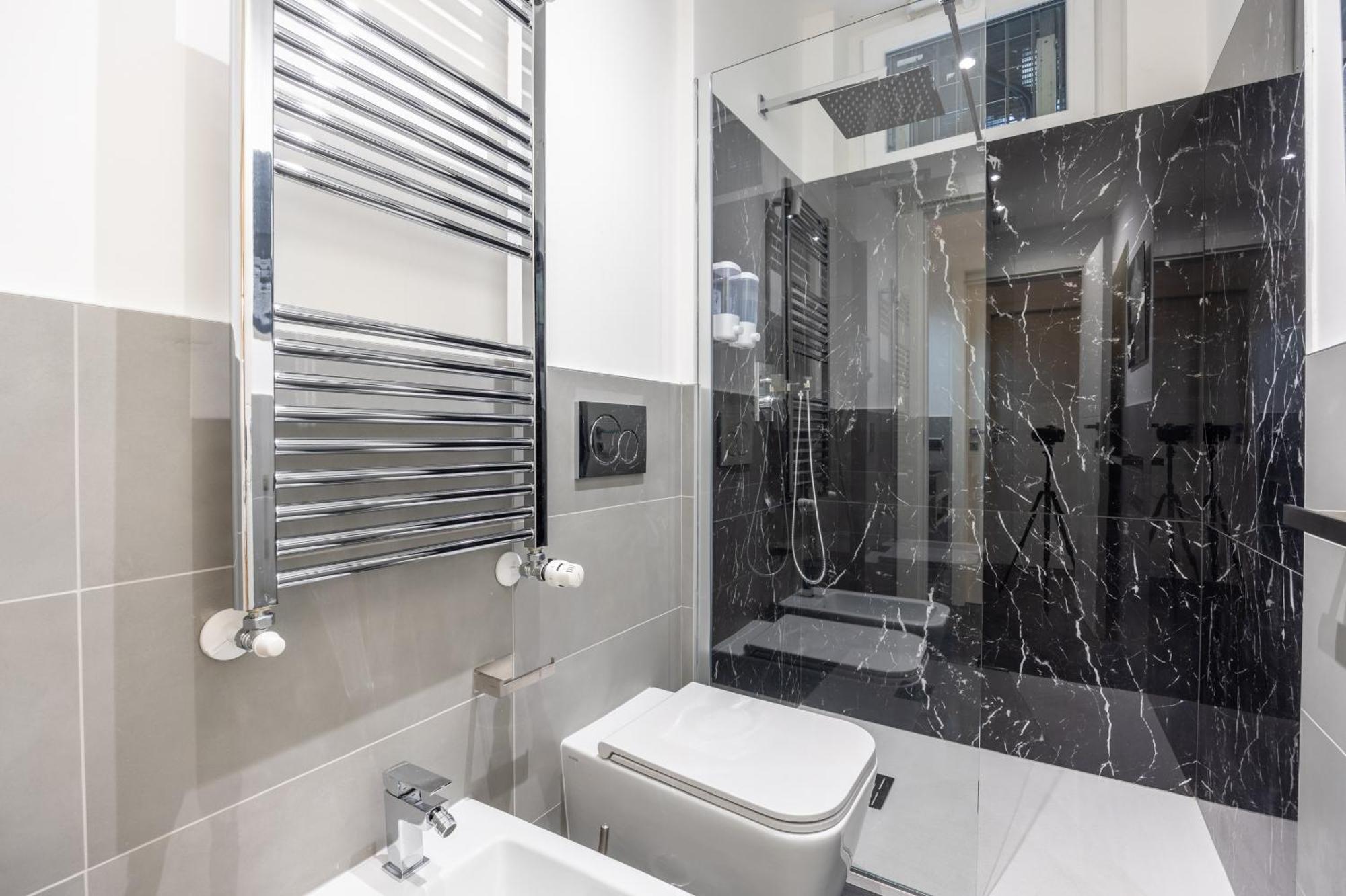 Apartment Exclusive Suite1- Vicino Metro, Citylife, Stadio San Siro E Fiera