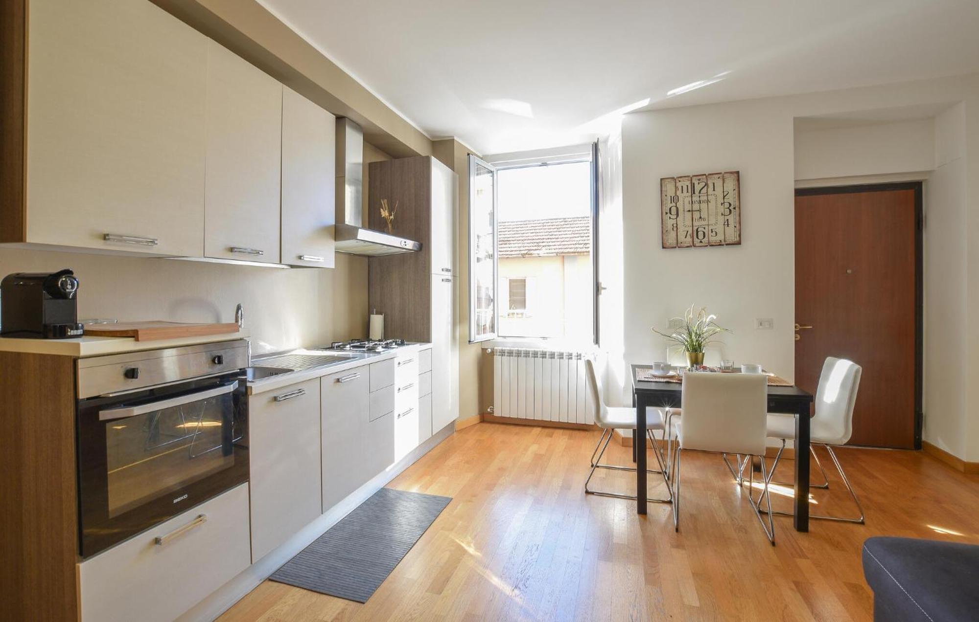 Stunning In With Kitchen