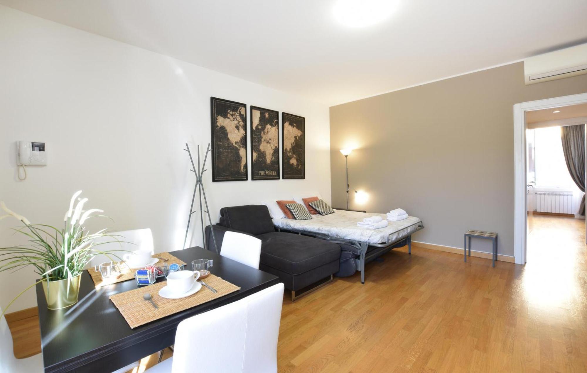 Stunning In With Kitchen Milão