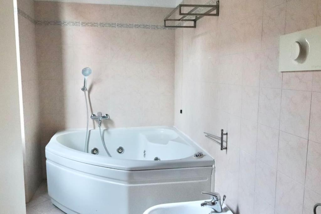 Ampia Casa In Corso Buenos Aires, 6min Dal Duomo Apartamento Milão