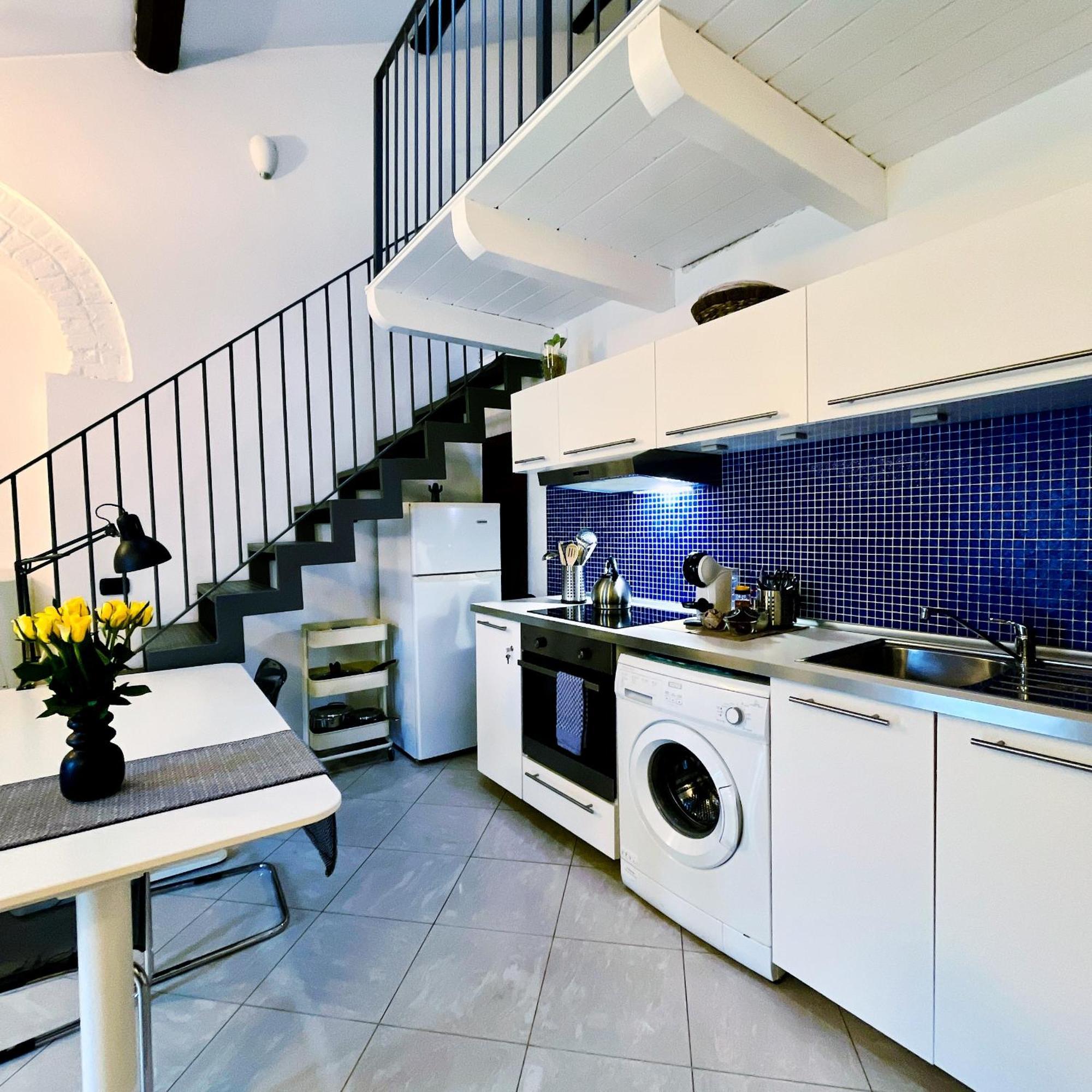 Boutique Loft In Milan's Fashion District - Ac & Prime Location *
