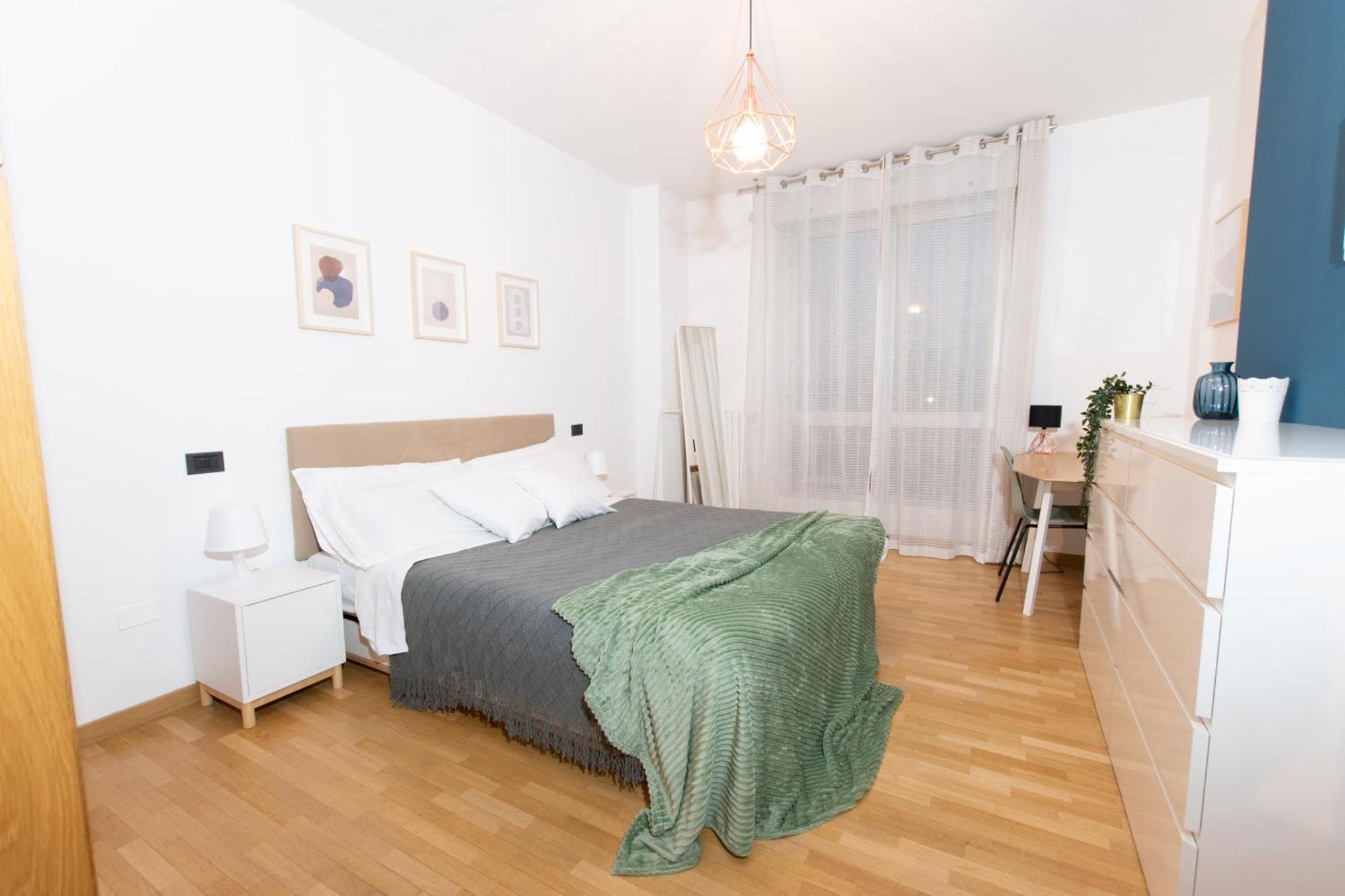 Ihost Luxury - Savona 112