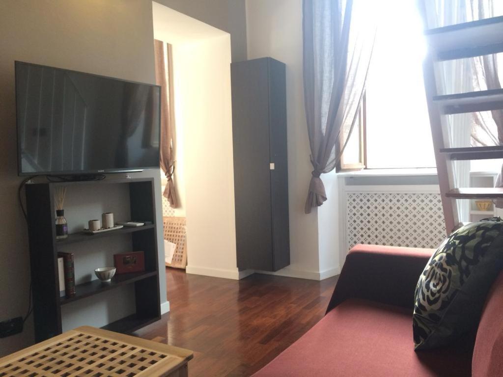 Itd Unione Apartamento Milão