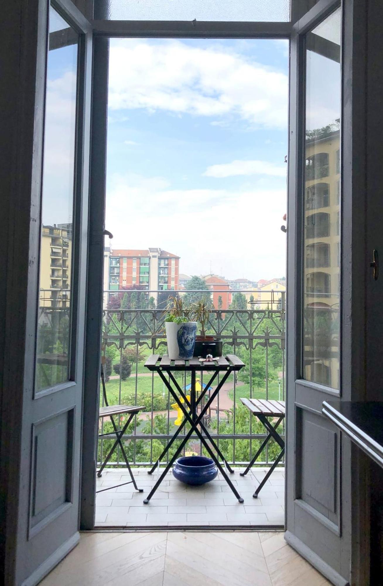 Beautiful Design Flat With Park View, Next To Metro Apartamento