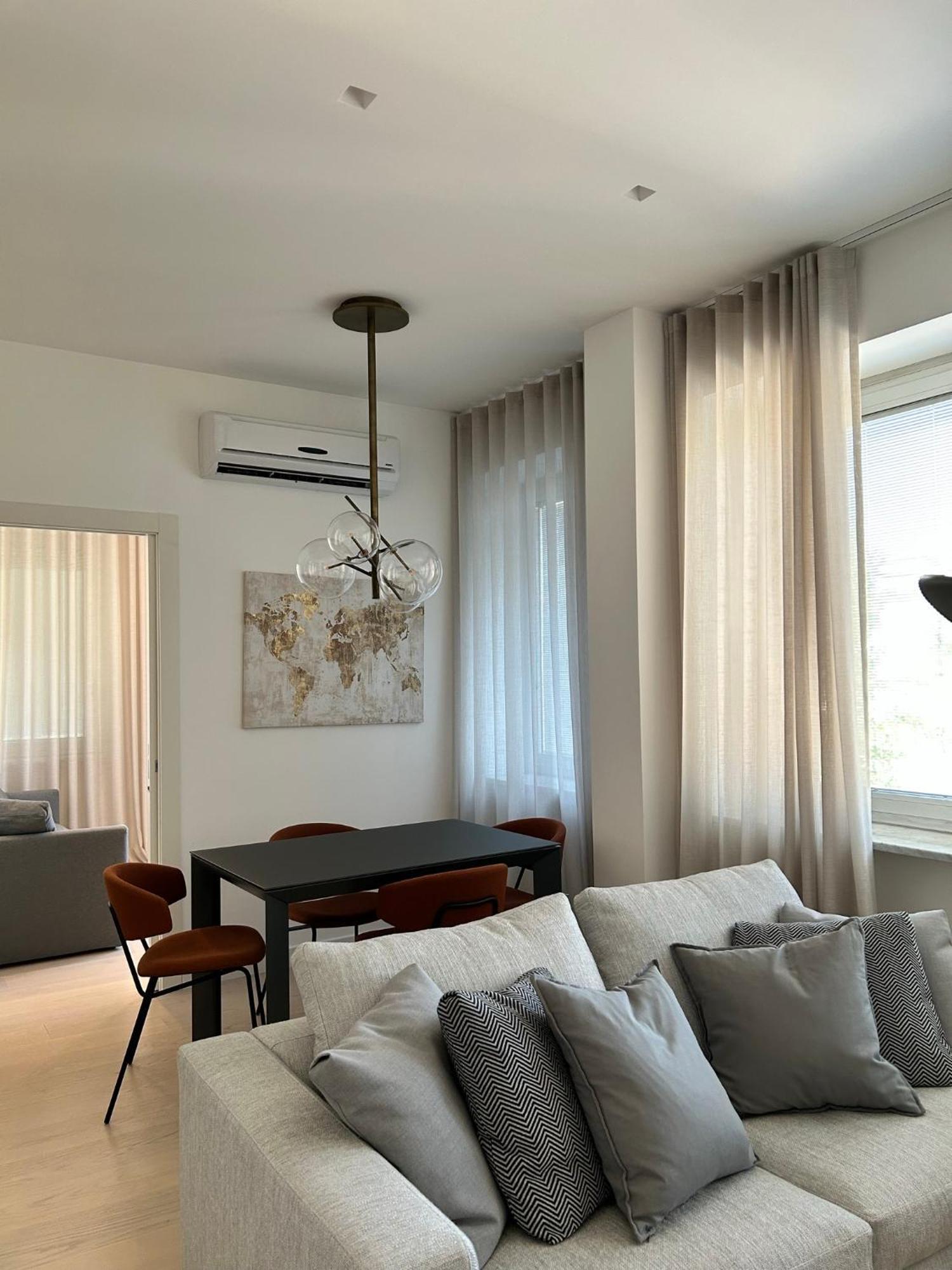 Imhome Via Torino Apartment *