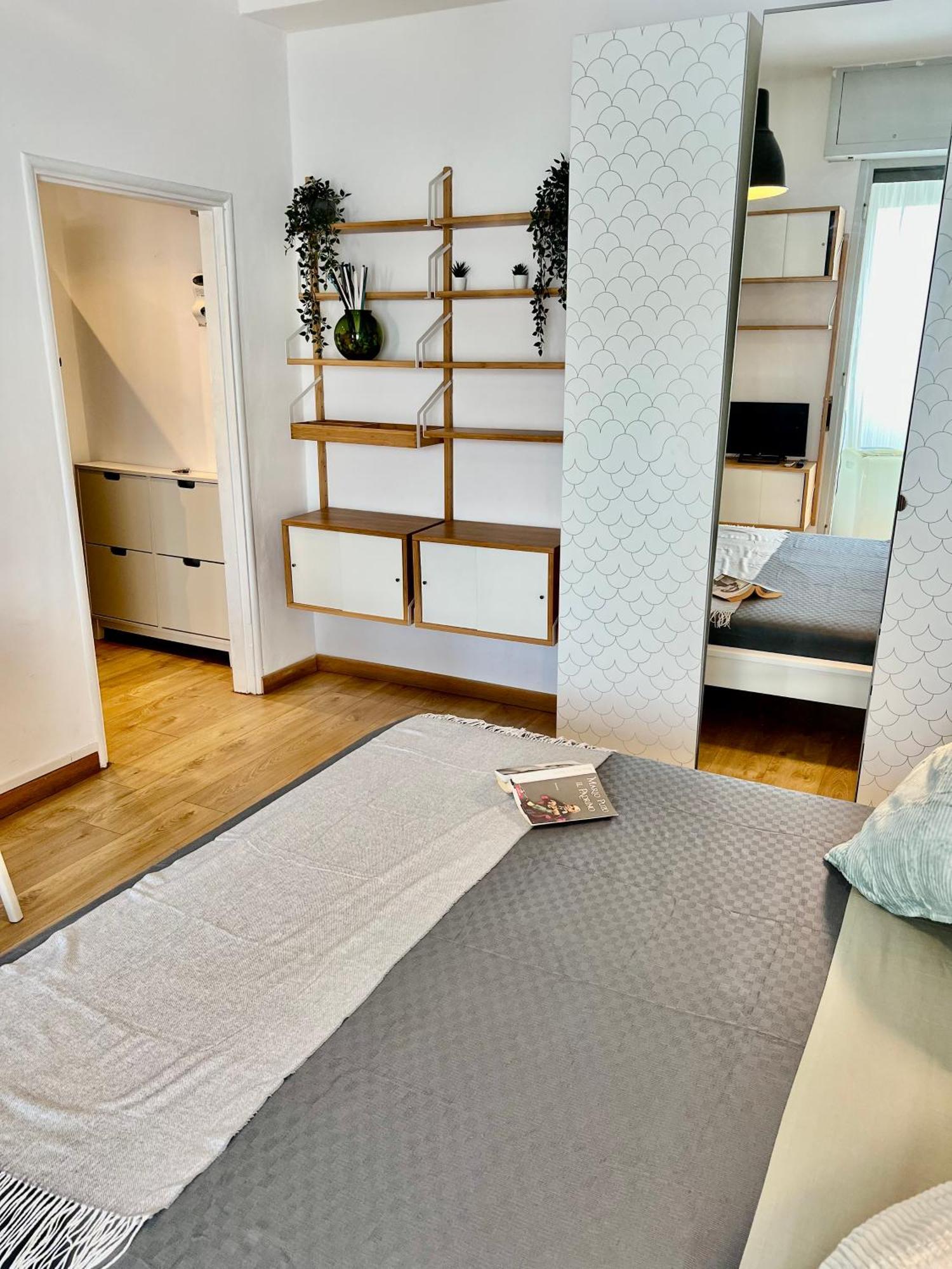 Cozy 3 Km Away From Duomo Apartment Mailand