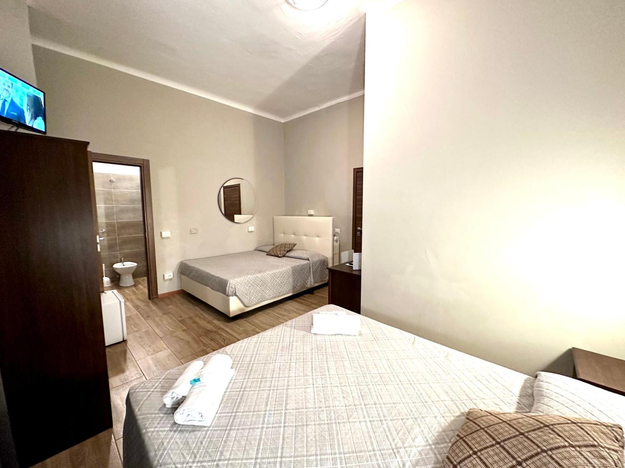 Hotel Golden 3*