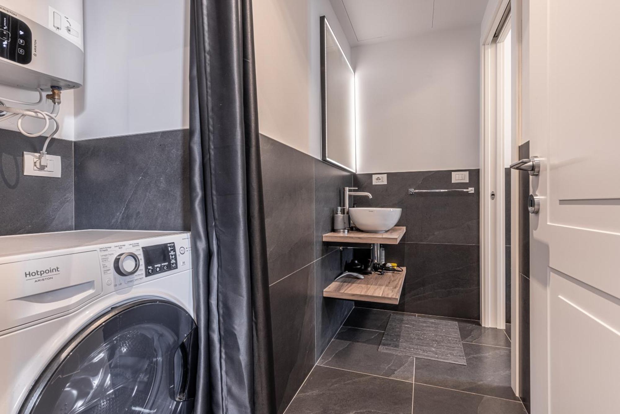 Apartment Ponte Seveso Charme *