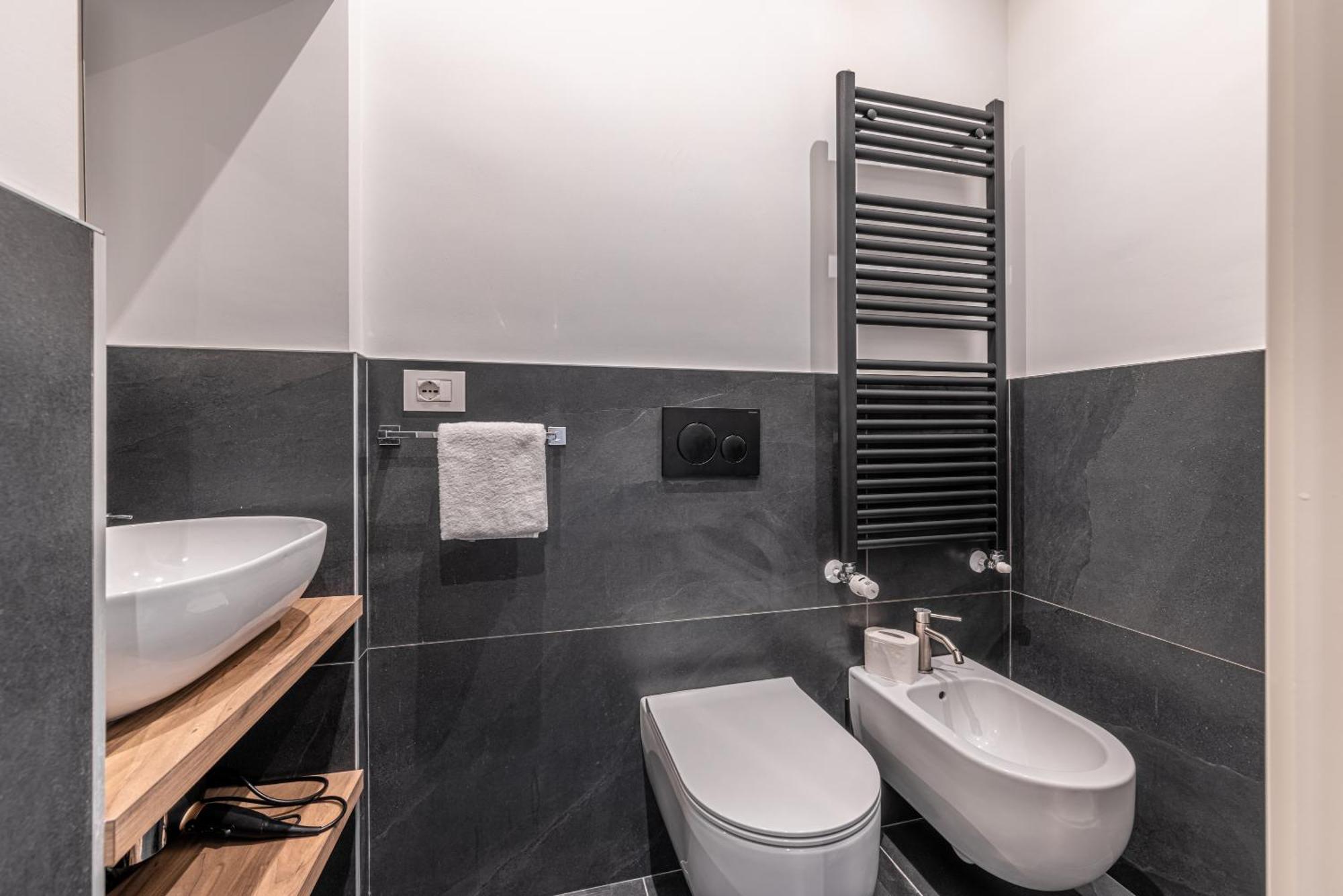Apartment Ponte Seveso Charme *