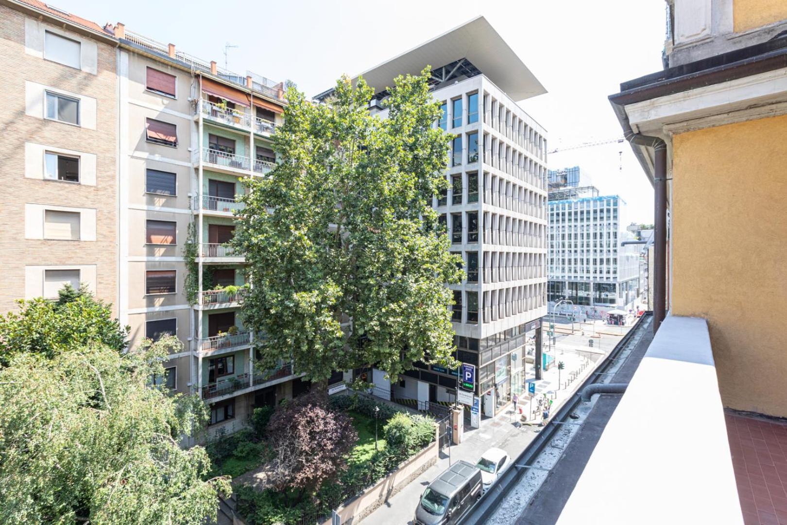 Apartment With Balcony - Collection Mailand