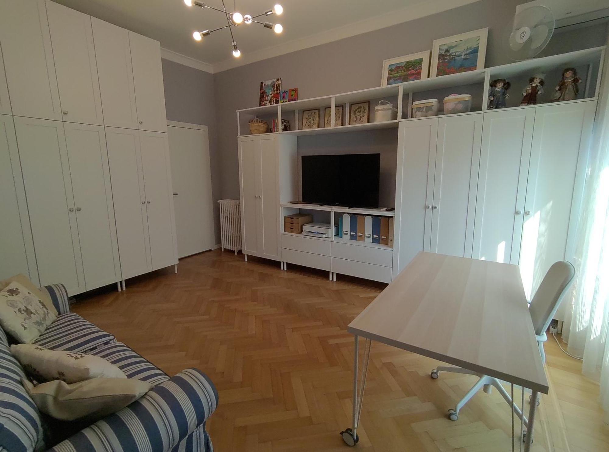 Spacious In The Heart Of The Apartment Mailand