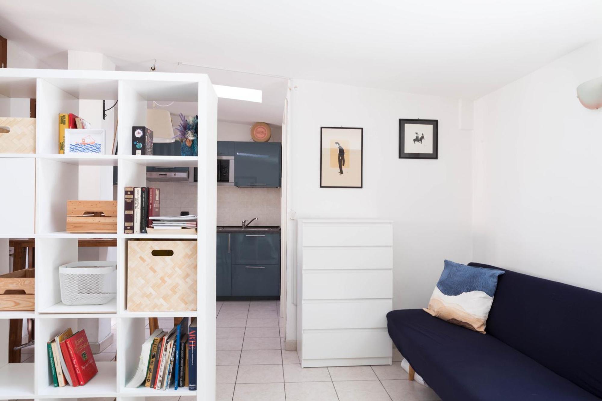 Terrace Close To Metro Station Apartment Mailand