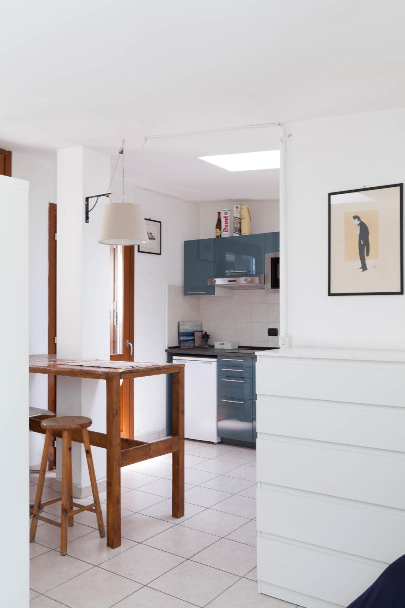 Terrace Close To Metro Station Apartment Mailand