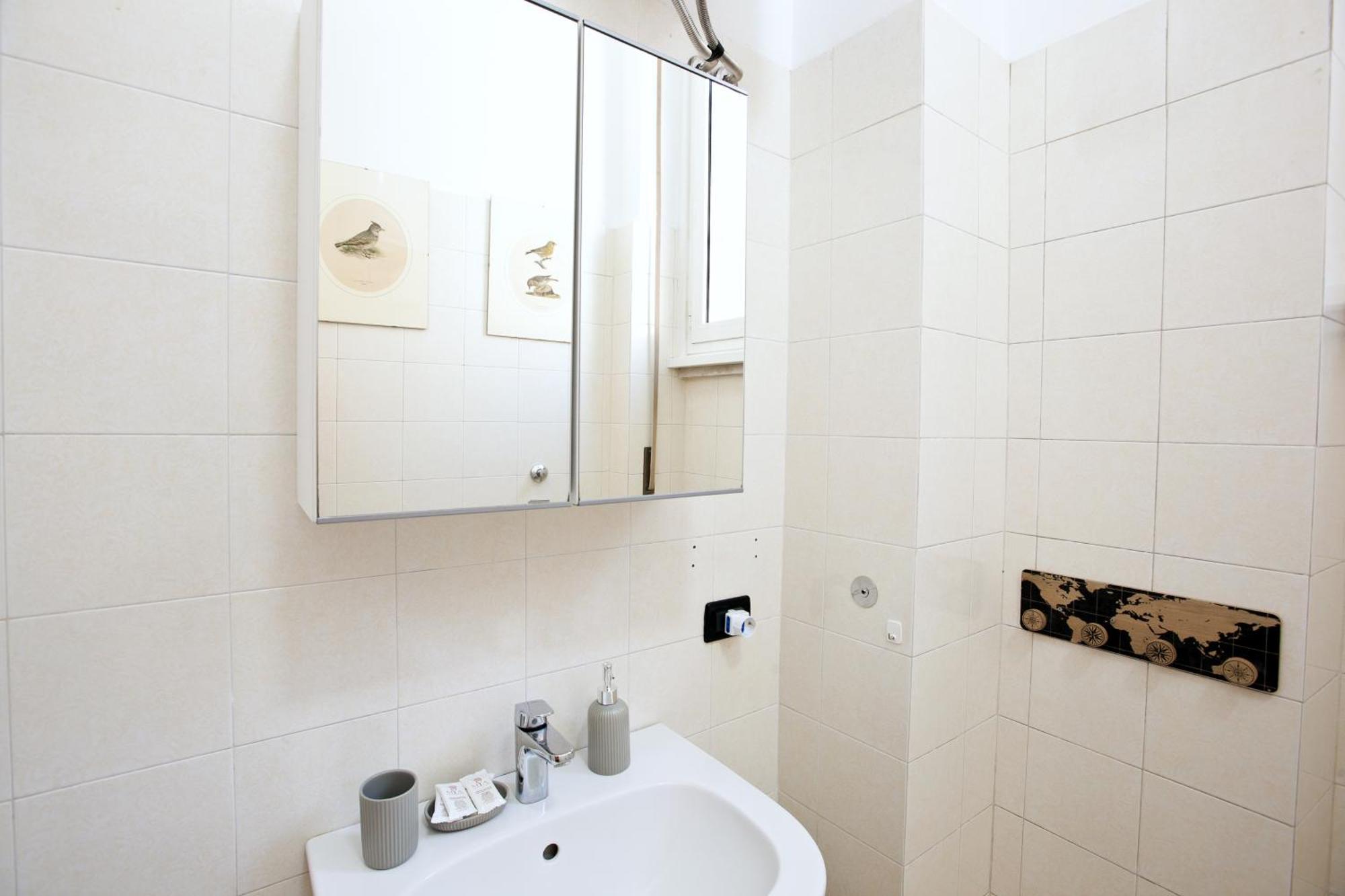 Bilocale A 400m Dalla Stazione Di Lambrate - Casa Abano Apartment
