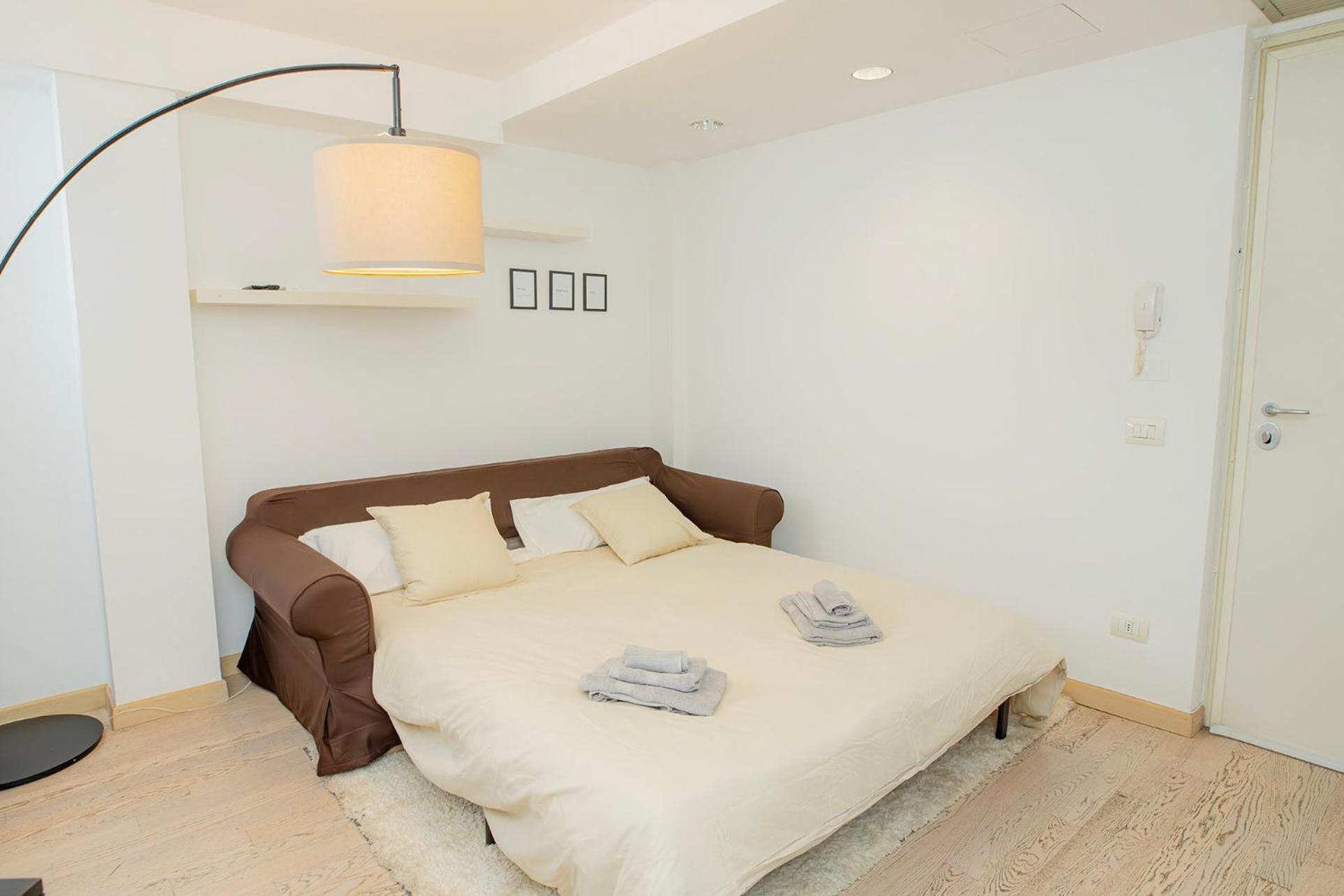 Apartment Navigli 10 Min Loft Moderno Con Area Esterna Mailand