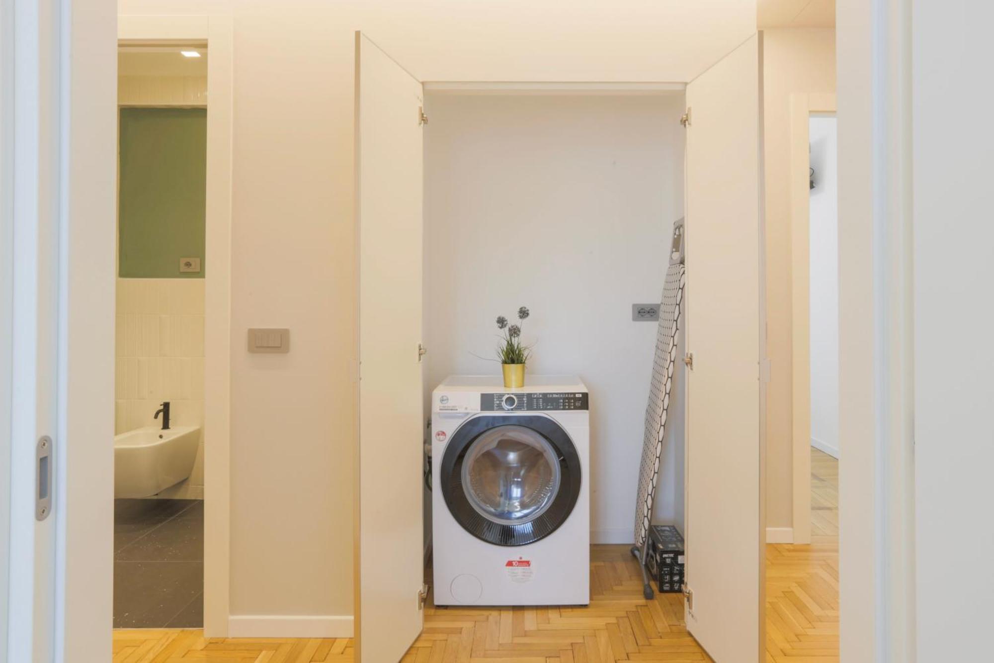 Private Luxury 5 Bedroom - Station * Mailand