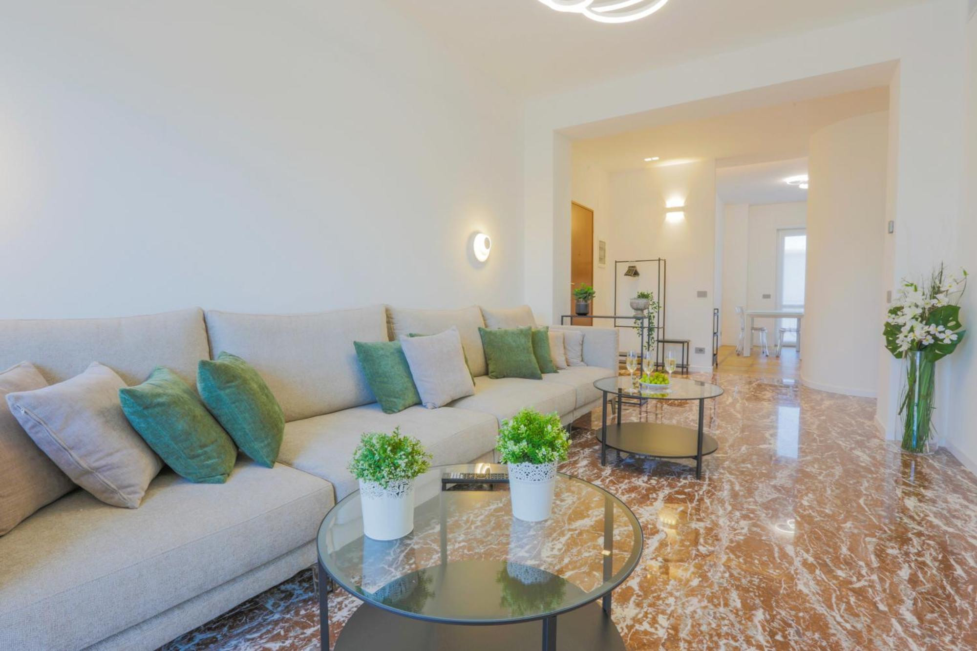 Private Luxury 5 Bedroom - Station Mailand