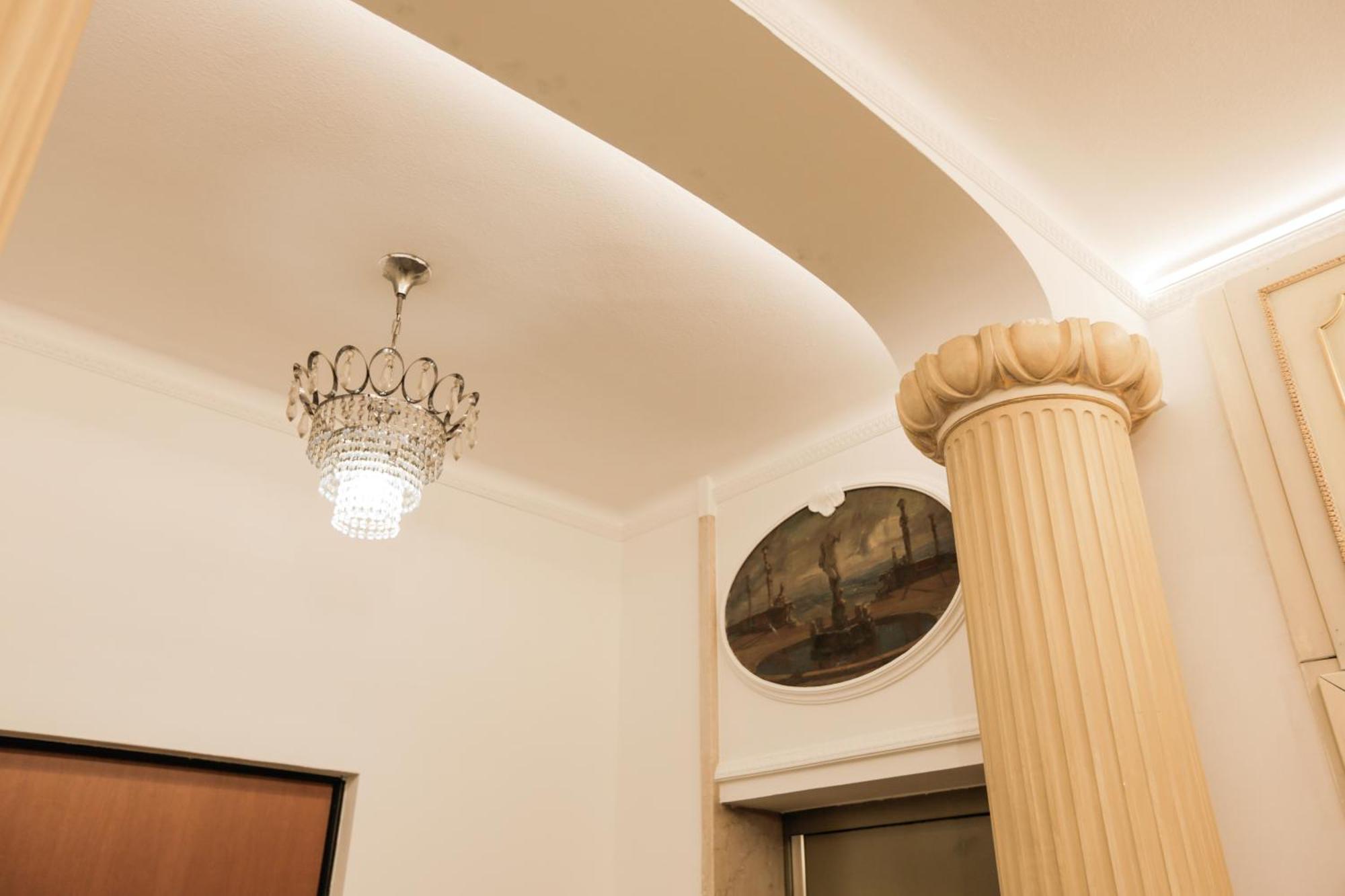 Apartment Private Luxury 5 Bedroom - Station Mailand