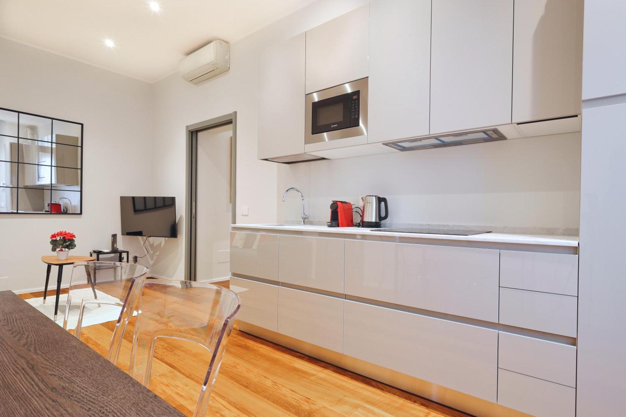 Apartment Joivy Modern Flat Near Duomo Di