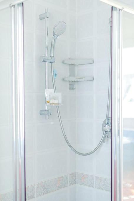 Navigli - Downtown - Duomo Spacious Two Bedroom - Close To Metro - Ac - Wi-fi Milan