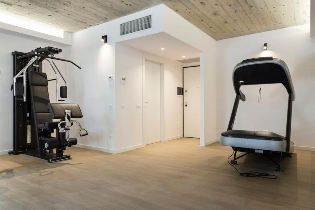 Apartment Duomo Space Free Parking - Private Gym- Metro Mailand