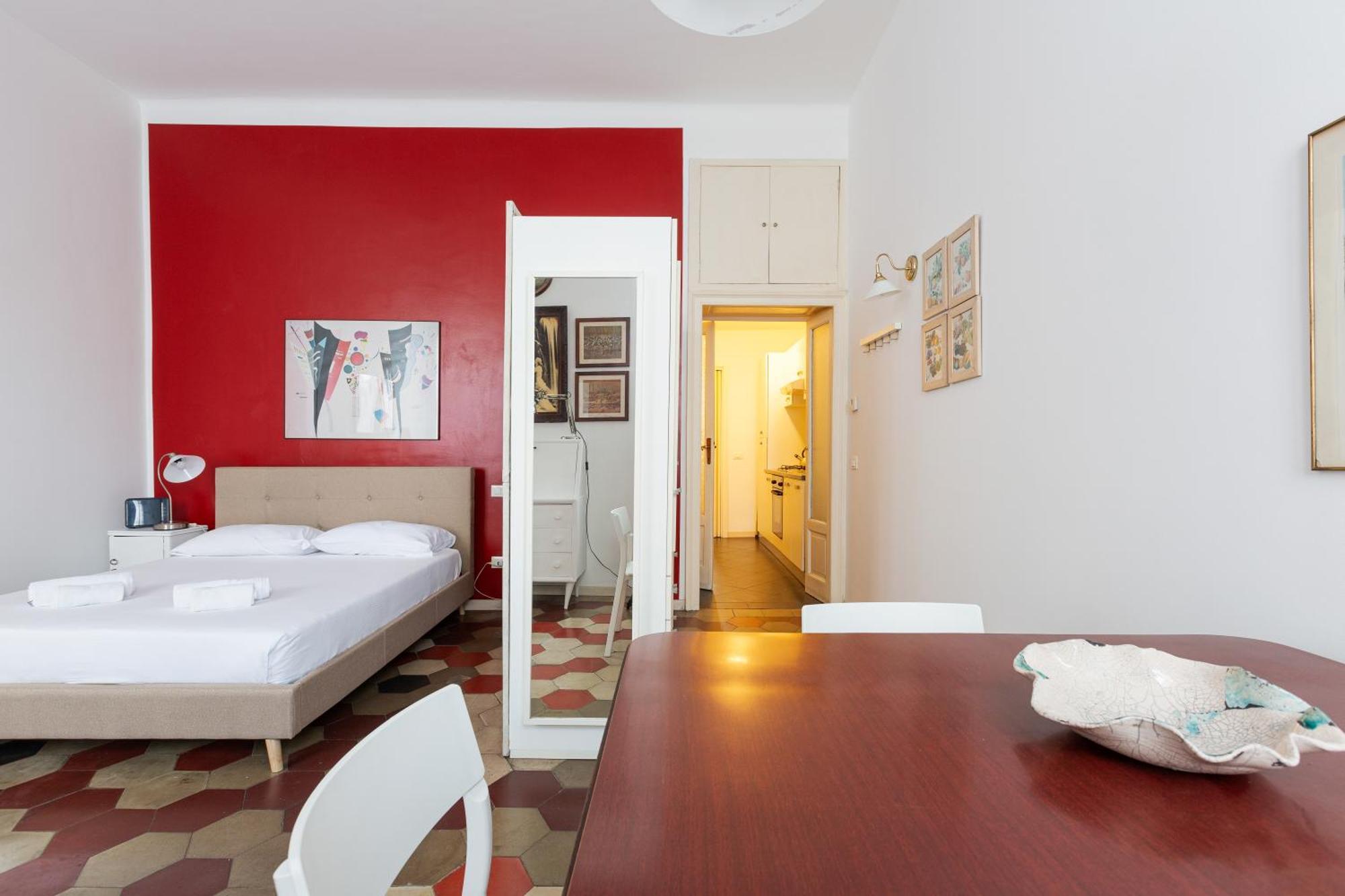 Brenta M3 - Floral Studio Apartment