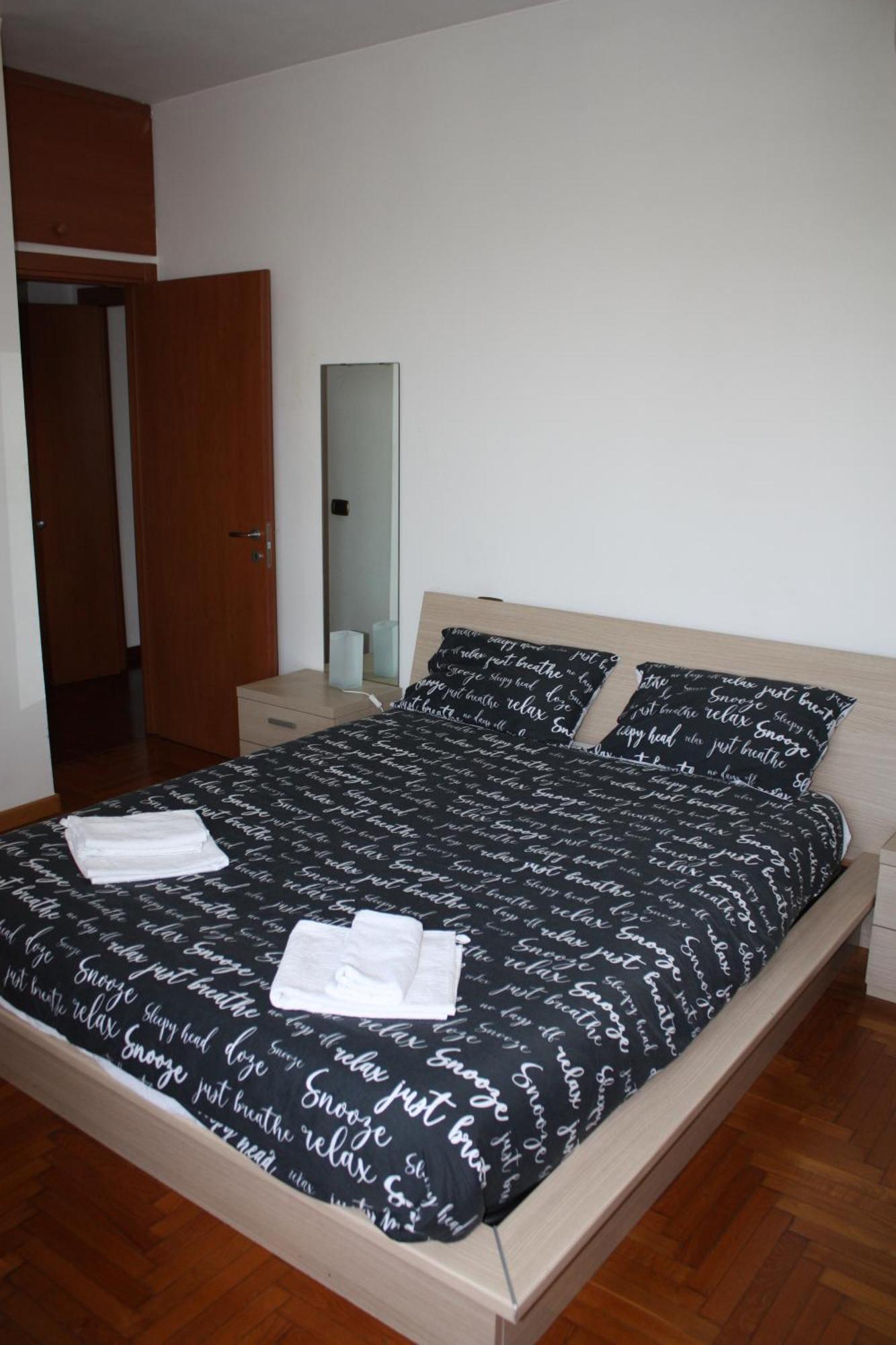 Apartment Elegante Trilocale *