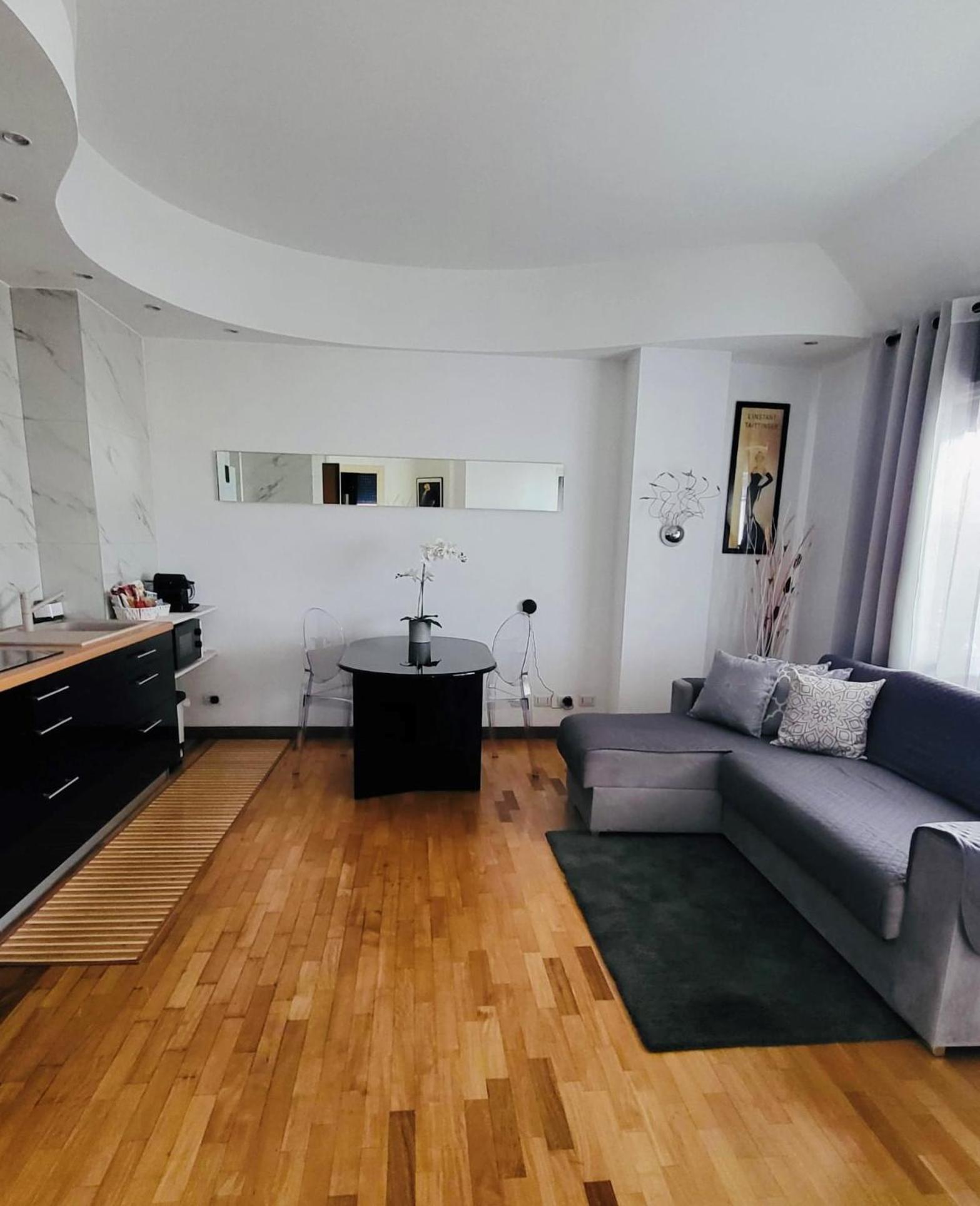 San Siro Terrace Attic Mailand