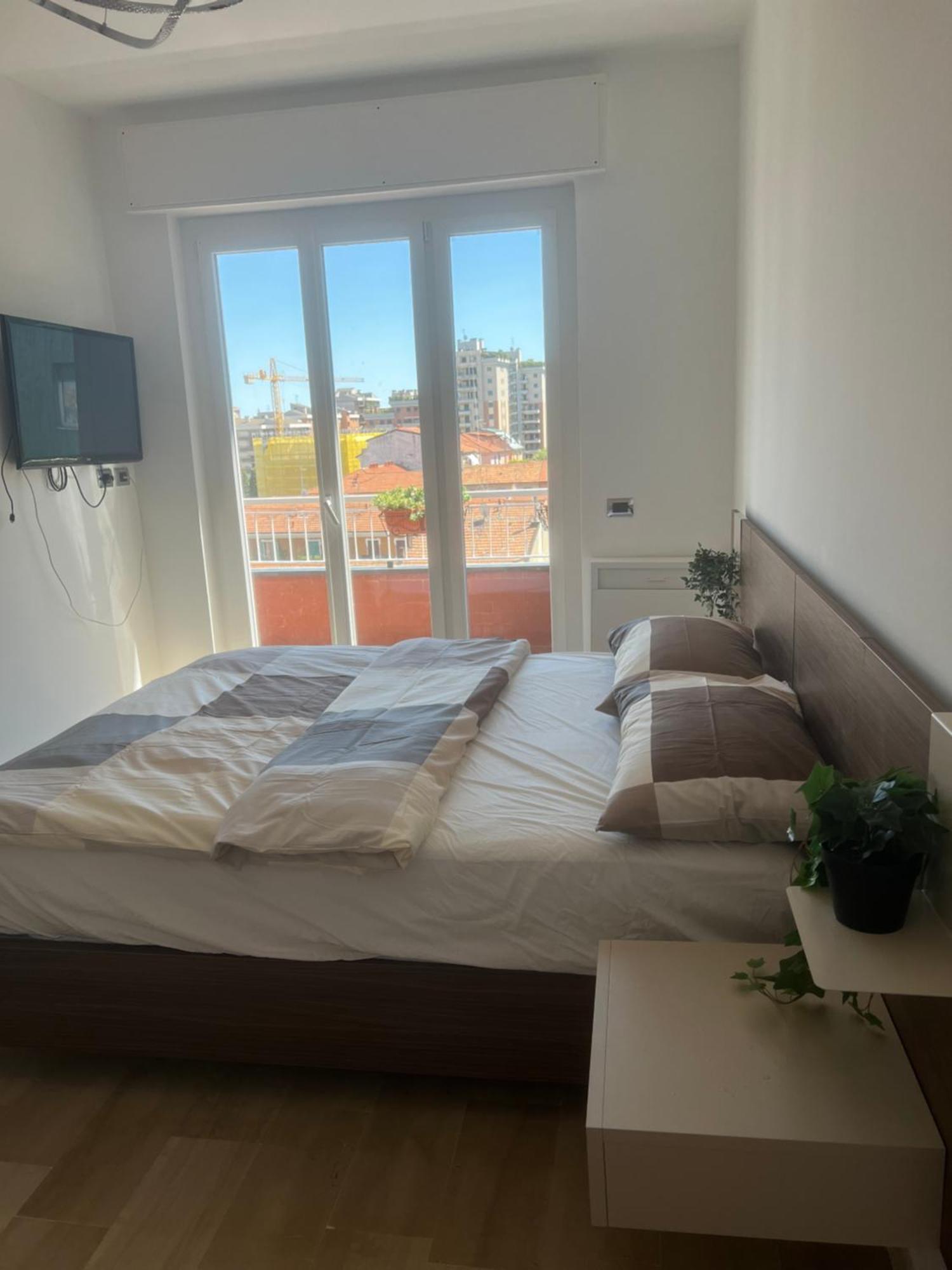 Happy House Apartment *