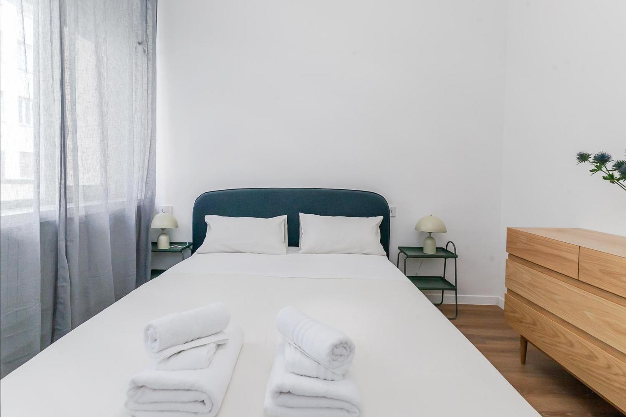 Twin - Cozy Chic In Santa Sofia Mm4 *