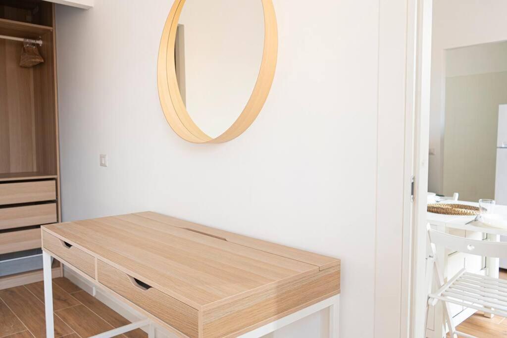 Lo3 • Navigli Chic • *