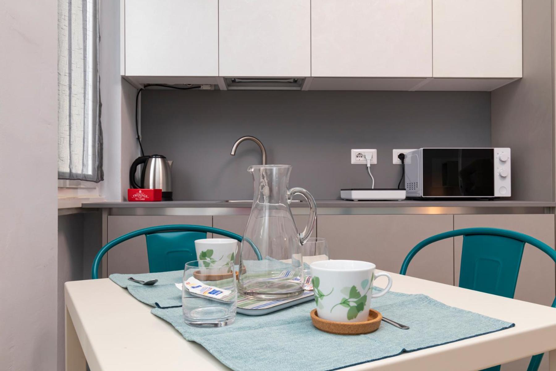 Montalbino Place Milan