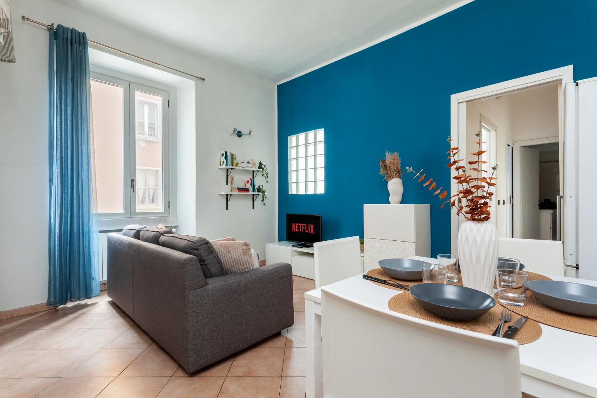 Nolo Blue - Meryggiare Milan