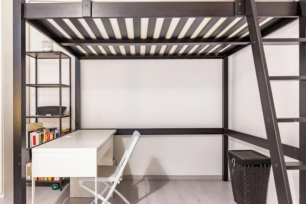 12 Minutes From Duomo - Modern Loft Mailand
