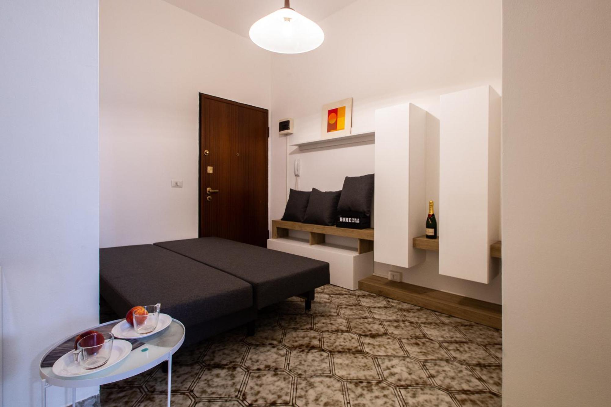Milano-linate Self Check In & Free Parking * Mailand