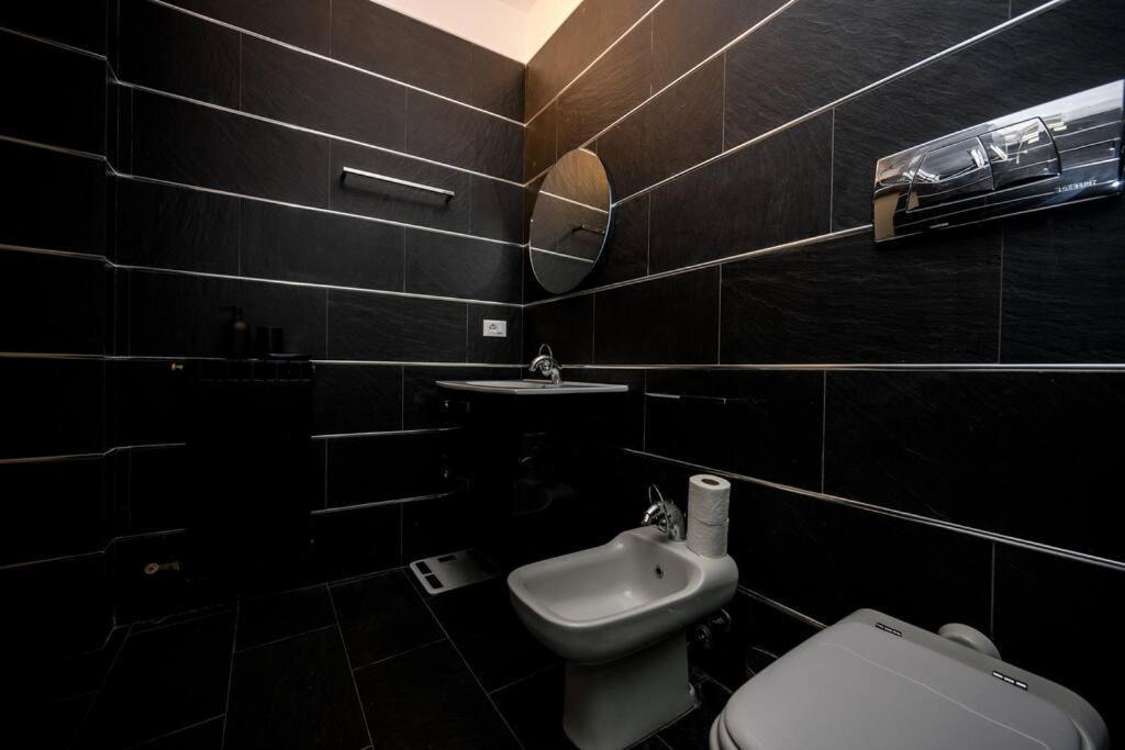 Apartamento Wonderfull Two Floors Navigli Milão