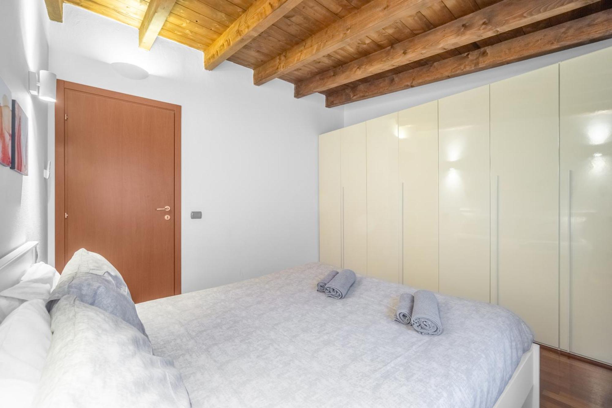 Tar5 -20 Minutes From Duomo- Design-elegant Apartamento *