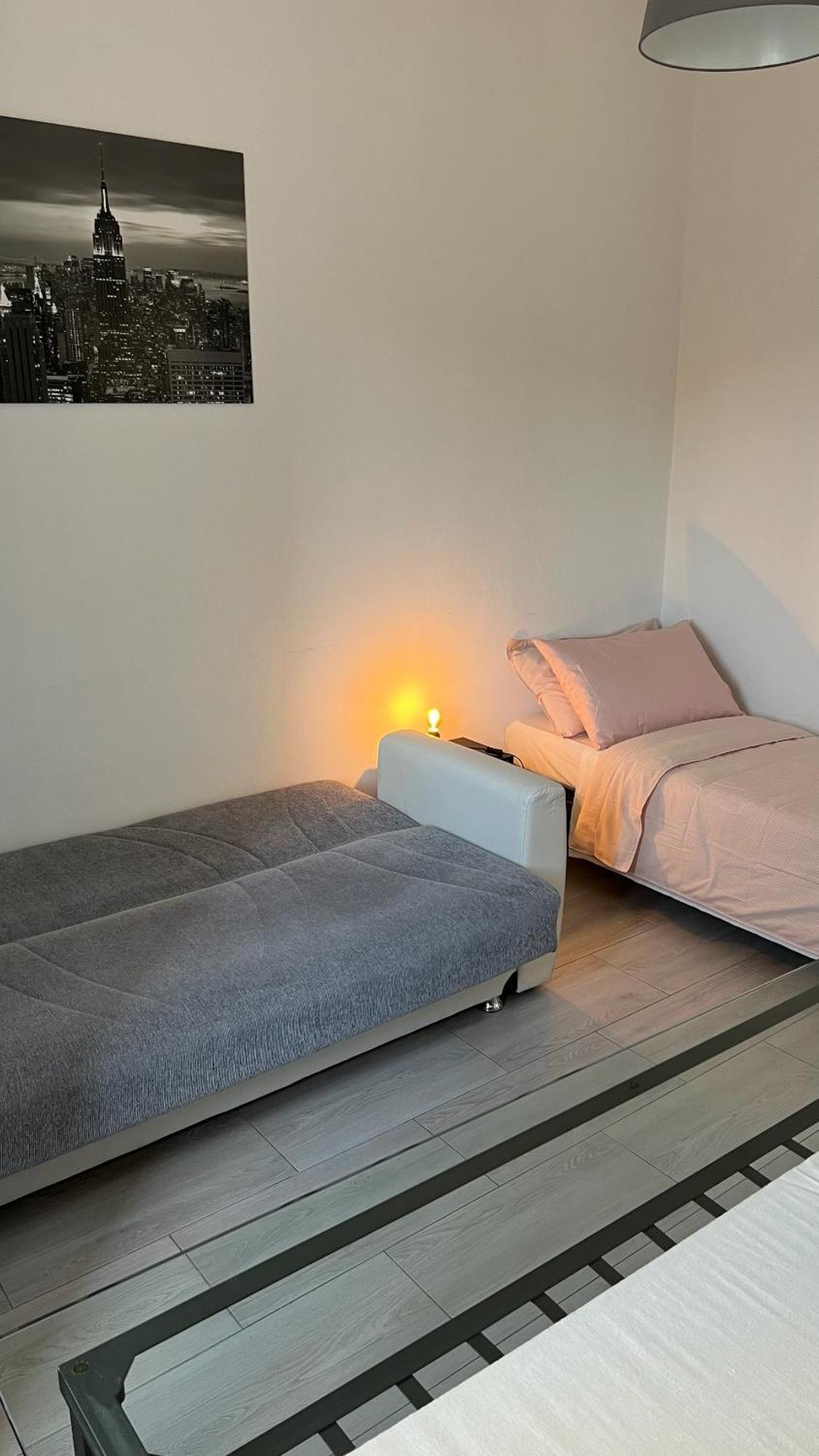 Rafael - 10 Min From Linate Airport, Centrale Fs, Ospedale San Raffaele Apartment Milan
