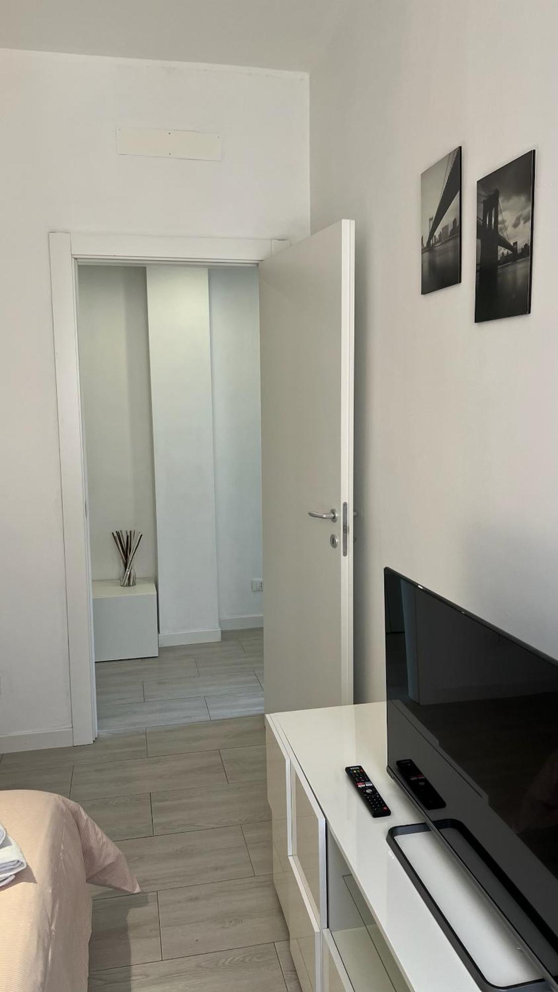 Rafael - 10 Min From Linate Airport, Centrale Fs, Ospedale San Raffaele Milan