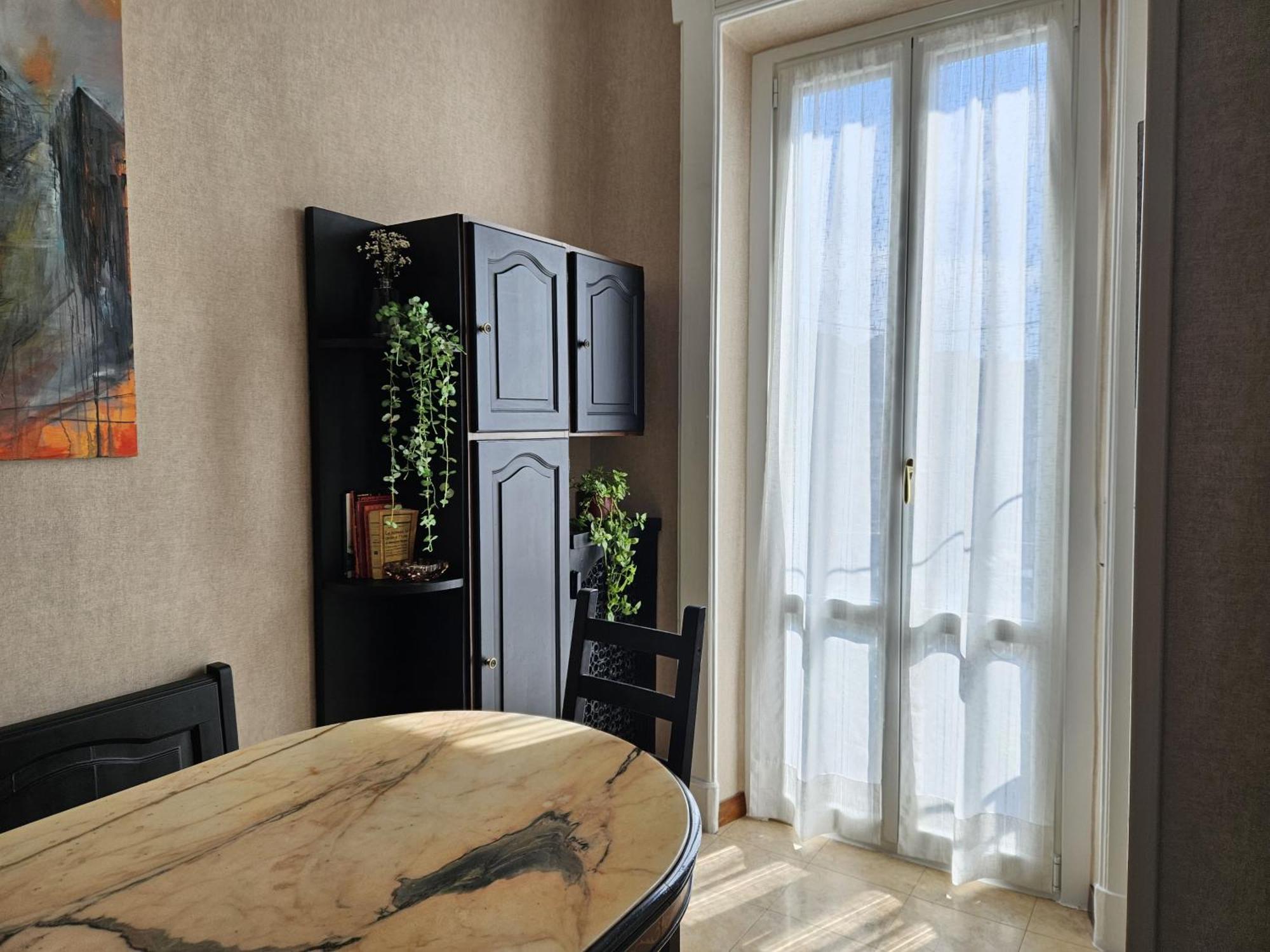 Apartment Homegallery - Elegante Milanese