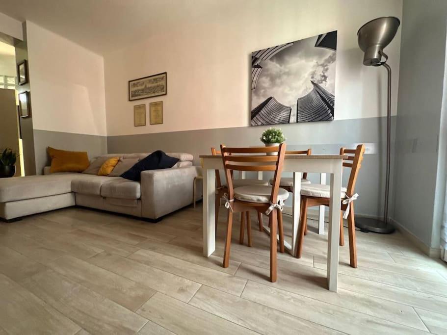Art&design Close To Bocconi