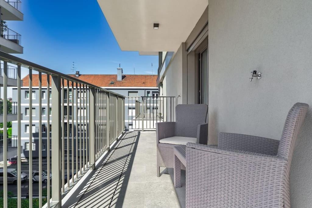 Apartment East Garden Lambrate Elegante Moderna *