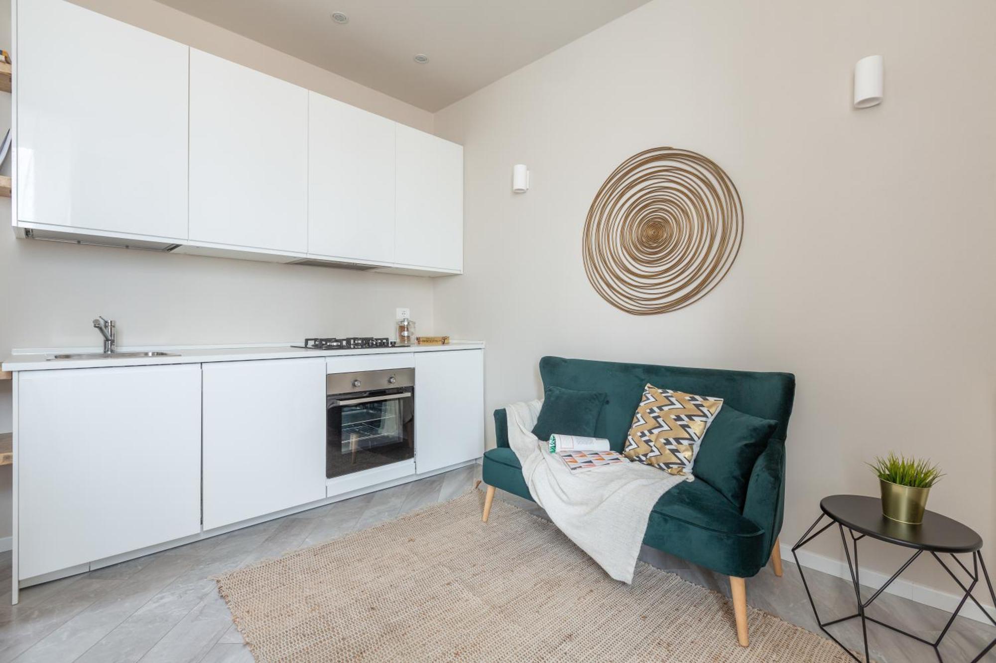 Stylish Studio, Skyline View, Modern Amenities Apartment Mailand